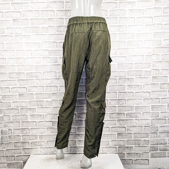 RICHIE LE Collection Nylon Cargo Pants in Green size Medium - Picture 6 of 7